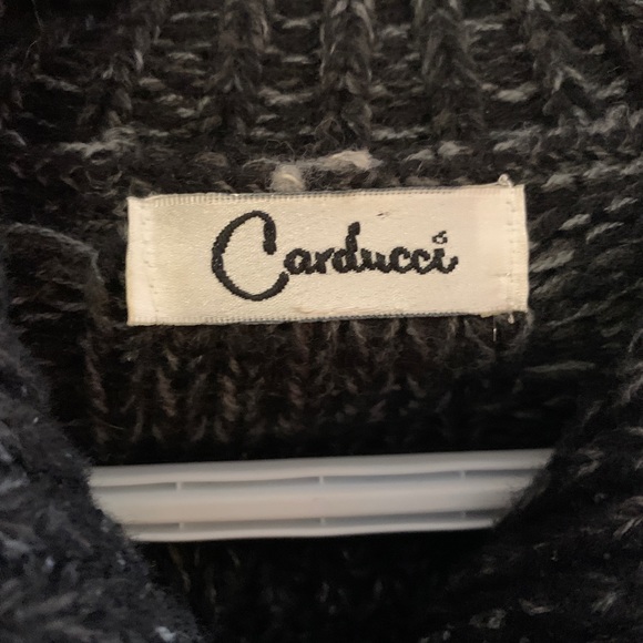 Cute poncho sweater - Picture 4 of 5